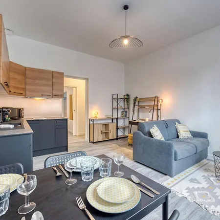 Newhome - Clinique Mutualiste / Belle Electrique Apartament